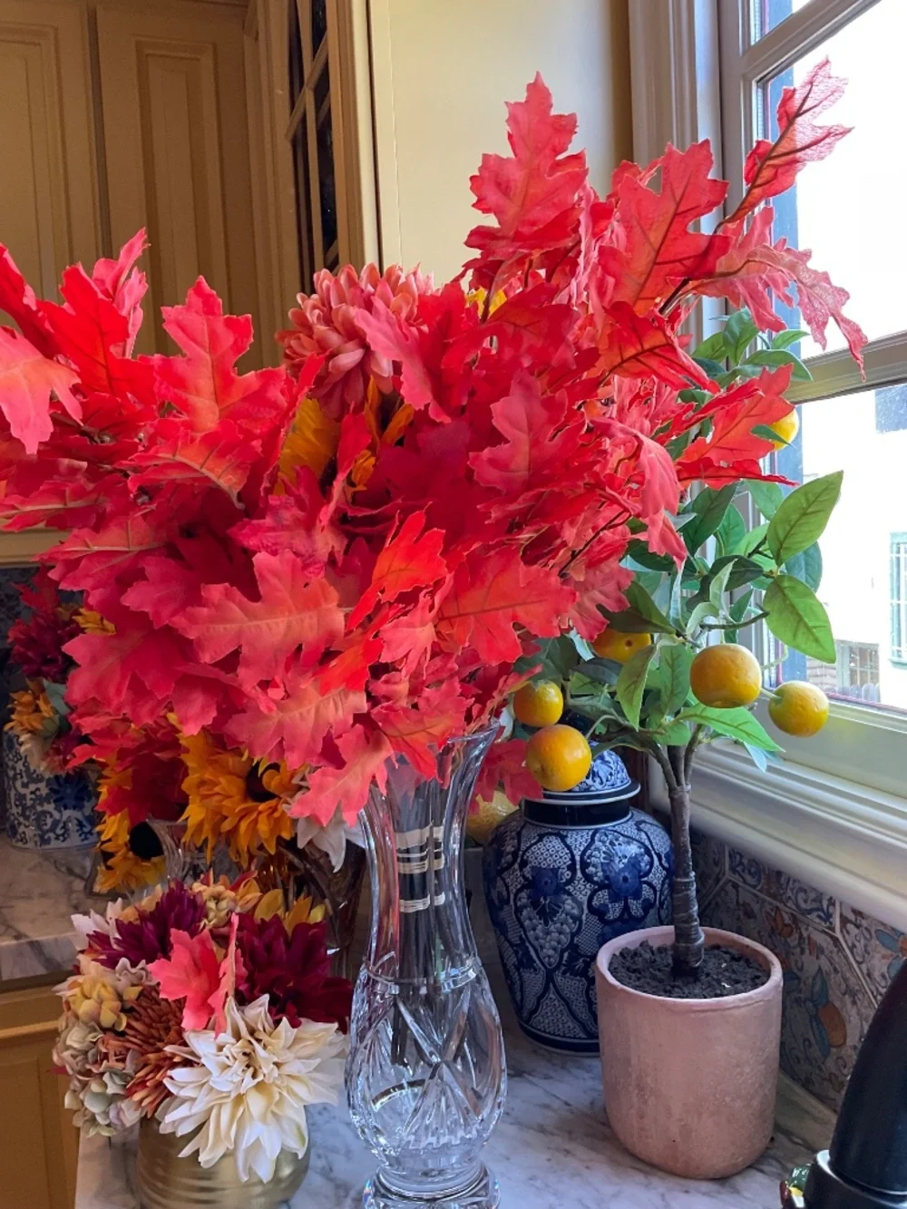 Set of 6 fall faux floral boquets in various sizes ( vases NOT included)